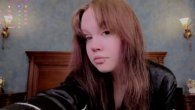 LeahAllsop online show from June 2, 2:13 am