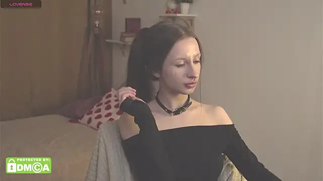 florenceec online show from April 12, 8:47 pm