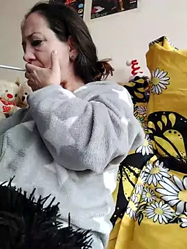 anayss17 online show from March 19, 5:55 am