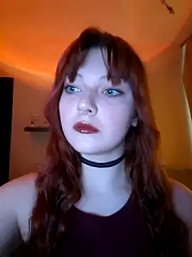 VelvetEve online show from March 3, 5:35 am