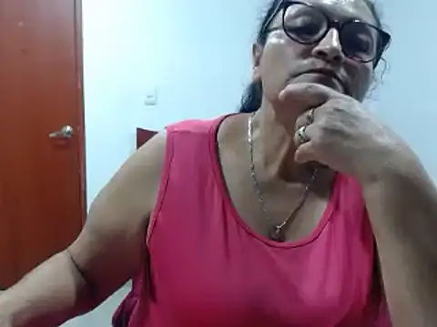 Snapshot of _BellaNocturna chatting on March 4, 4:40 am BellaNocturna online show from March 4, 4:40 am