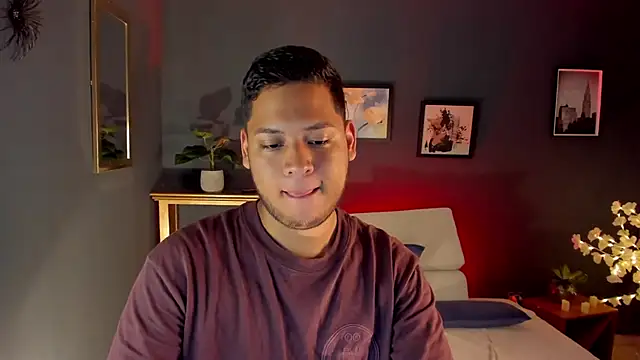 Akon 2XXX online show from March 31, 5:24 pm