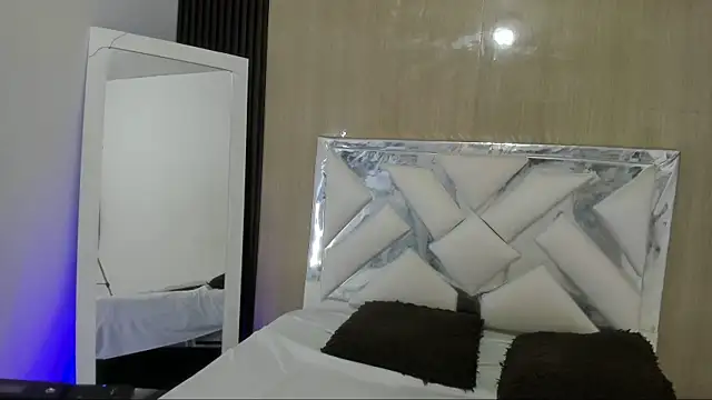 Snapshot of Nina_vegas chatting on June 9, 1:34 pm Nina vegas online show from June 9, 1:34 pm