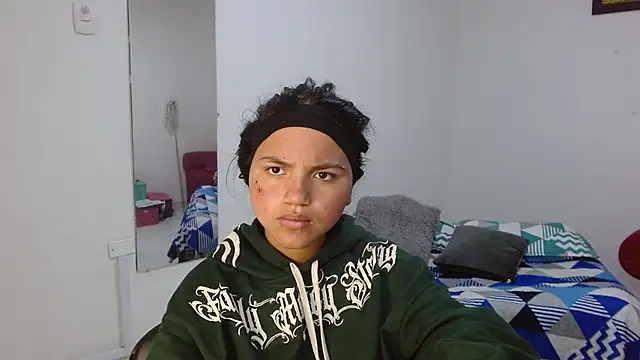 Snapshot of kimmyfuckass chatting on June 27, 2:44 pm kimmyfuckass online show from June 27, 2:44 pm