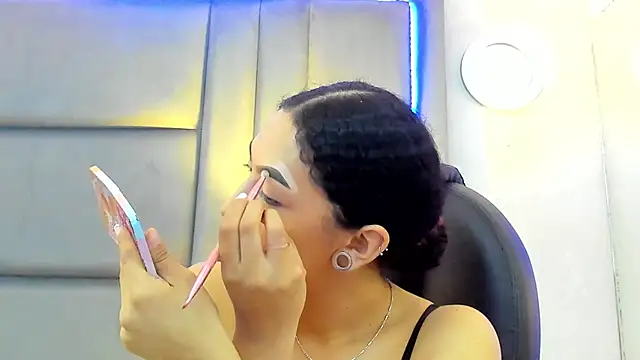 EllaEvanzz online show from March 7, 2:47 pm