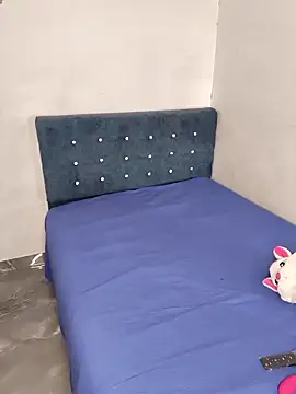 Dulce06 online show from March 3, 4:13 pm