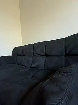 TrustMySoles online show from April 17, 2:31 pm