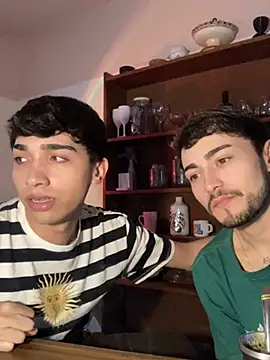 Lucasss2204 online show from April 12, 8:36 pm