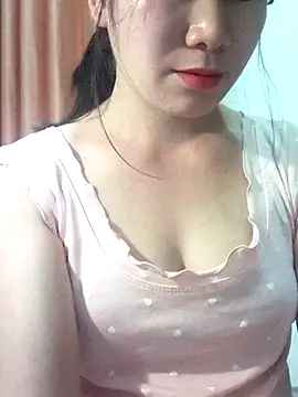 Bondgirl 9 online show from March 28, 8:03 am