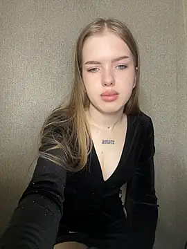 KayShaw online show from March 10, 5:12 am