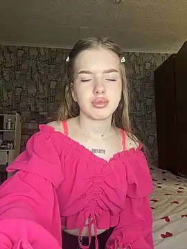 KayShaw online show from March 25, 3:56 am