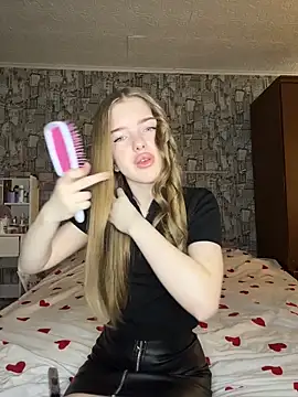 KayShaw online show from March 27, 5:24 am