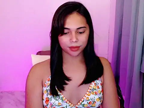 Snapshot of romantic_kath chatting on March 3, 10:10 am romantic kath online show from March 3, 10:10 am