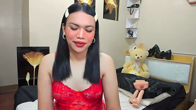 hugecelestina online show from April 8, 1:27 am