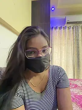 nikki catz online show from April 9, 2:33 am