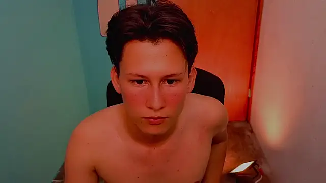 Snapshot of SanjiI_777 chatting on March 3, 1:50 pm SanjiI 777 online show from March 3, 1:50 pm