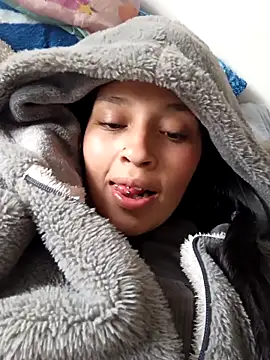 Candy-Blu online show from April 11, 9:08 pm