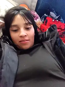 Candy-Blu online show from April 14, 9:32 pm