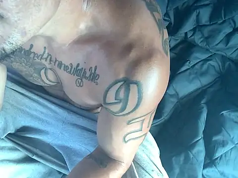 Donkie909 online show from April 15, 12:06 am