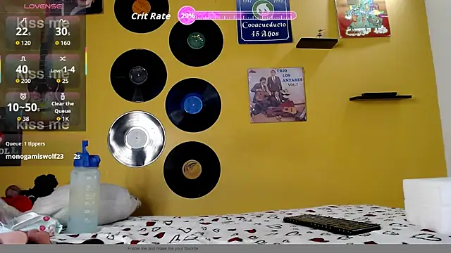 lilithevil32 online show from June 19, 3:22 am