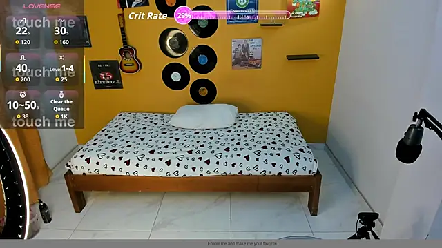 lilithevil32 online show from June 29, 1:34 am