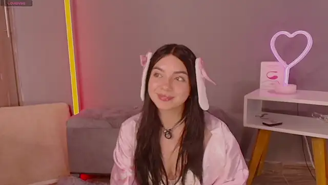 Im Elaris online show from April 7, 2:50 pm