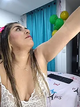 DulceAndChef online show from March 22, 10:57 pm