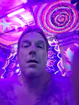 drednasty online show from April 18, 7:34 am