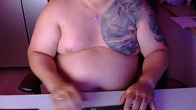 Blase Hase123 online show from May 6, 8:03 pm