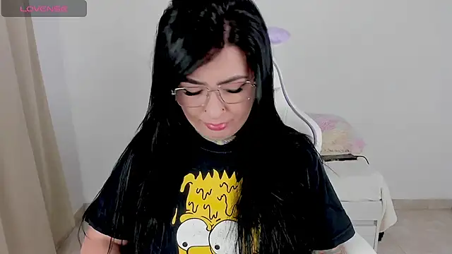 heeyy kitty online show from April 6, 1:56 pm