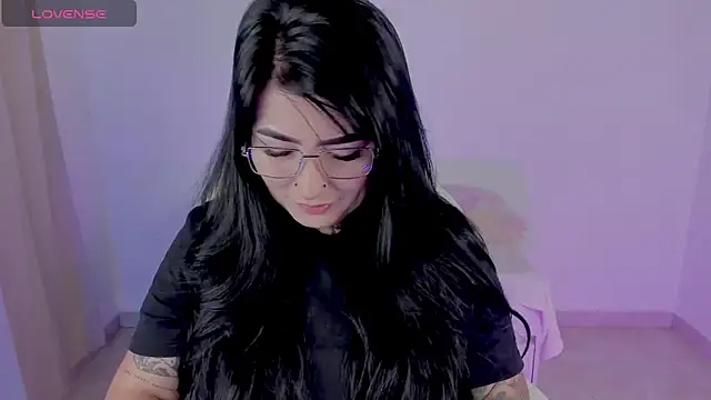 heeyy kitty online show from April 11, 6:23 pm