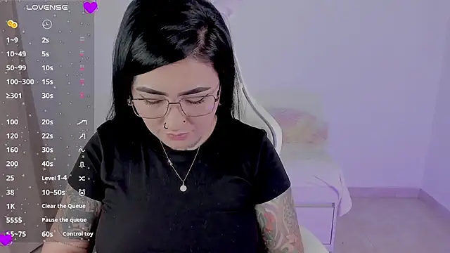 heeyy kitty online show from April 19, 10:12 pm