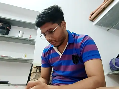 Snapshot of boyzyzk chatting on March 3, 7:20 pm boyzyzk online show from March 3, 7:20 pm