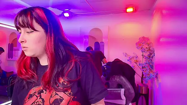 TarlyWho online show from April 11, 11:25 am