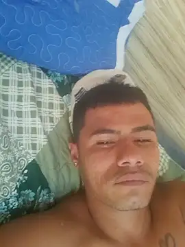 richyrichy01 online show from March 5, 6:48 pm