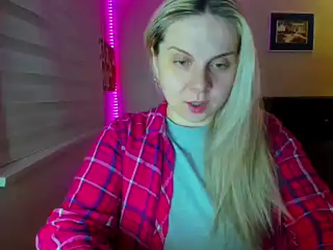 callme iva online show from April 1, 11:33 am