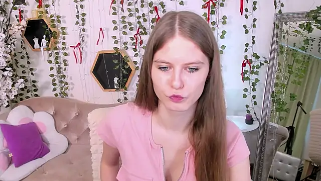 XAnytikKetX online show from March 12, 1:39 pm