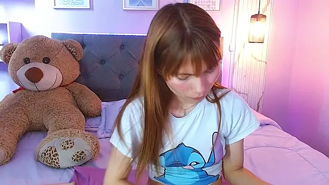 Snapshot of Celeste__London chatting on May 8, 5:51 pm Celeste London online show from May 8, 5:51 pm