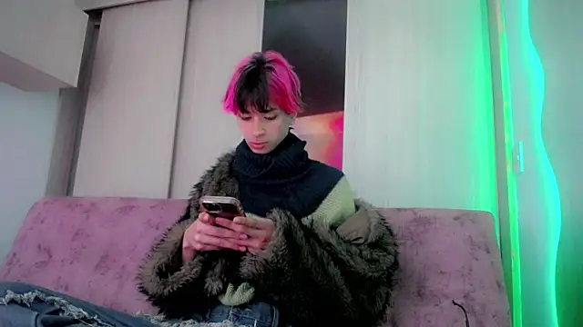 Snapshot of Darksweet_jack chatting on May 11, 3:18 pm Darksweet jack online show from May 11, 3:18 pm