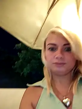 ZoeLakshmi online show from March 6, 2:30 am