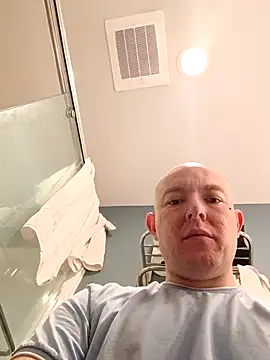 luckilyfound3 online show from March 6, 9:06 am