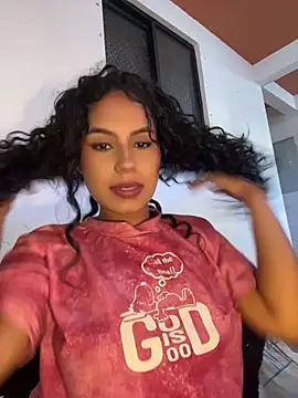 AmeliaAndersson online show from April 12, 12:10 pm