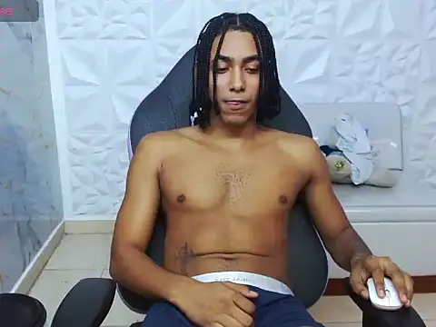 taylor bigdick18 online show from March 11, 12:27 am