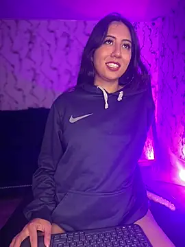 Lunaliaa  online show from March 28, 6:02 am