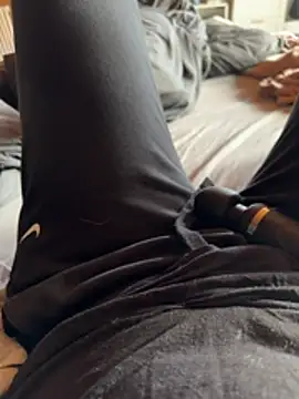 aleexii s online show from April 5, 10:23 am