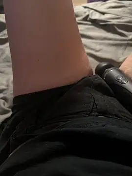 aleexii s online show from April 12, 11:59 am