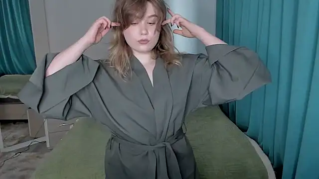 Snapshot of JennyHardy chatting on July 15, 1:49 pm JennyHardy online show from July 15, 1:49 pm