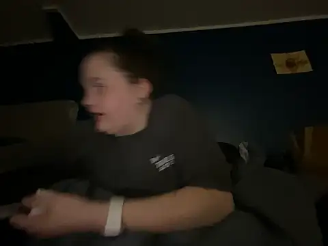 highimmaryjane online show from April 9, 12:32 am