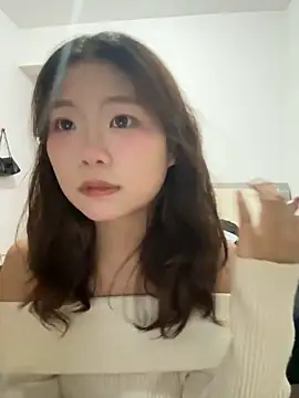 Smallwood 29 online show from April 28, 4:01 pm