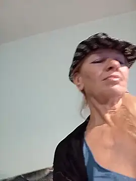 Snapshot of ViktoriaSexi1 chatting on April 10, 5:28 pm ViktoriaSexi1 online show from April 10, 5:28 pm